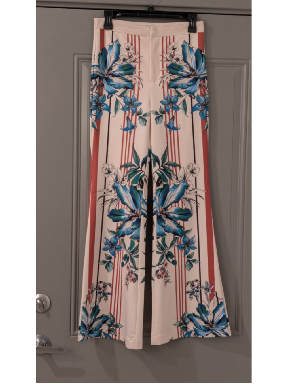 Women's Jealous Tomato Floral Print Trousers Size M Beige Blue - Picture 2 of 5